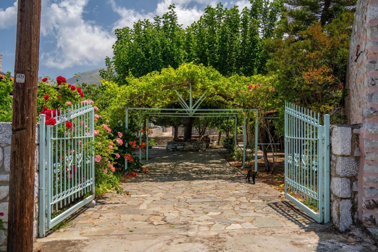 Tranquil Stone Garden House Villa Kalos Esterno foto